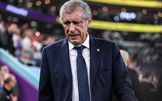 Bồ Đào Nha chính thức sa thải HLV Fernando Santos